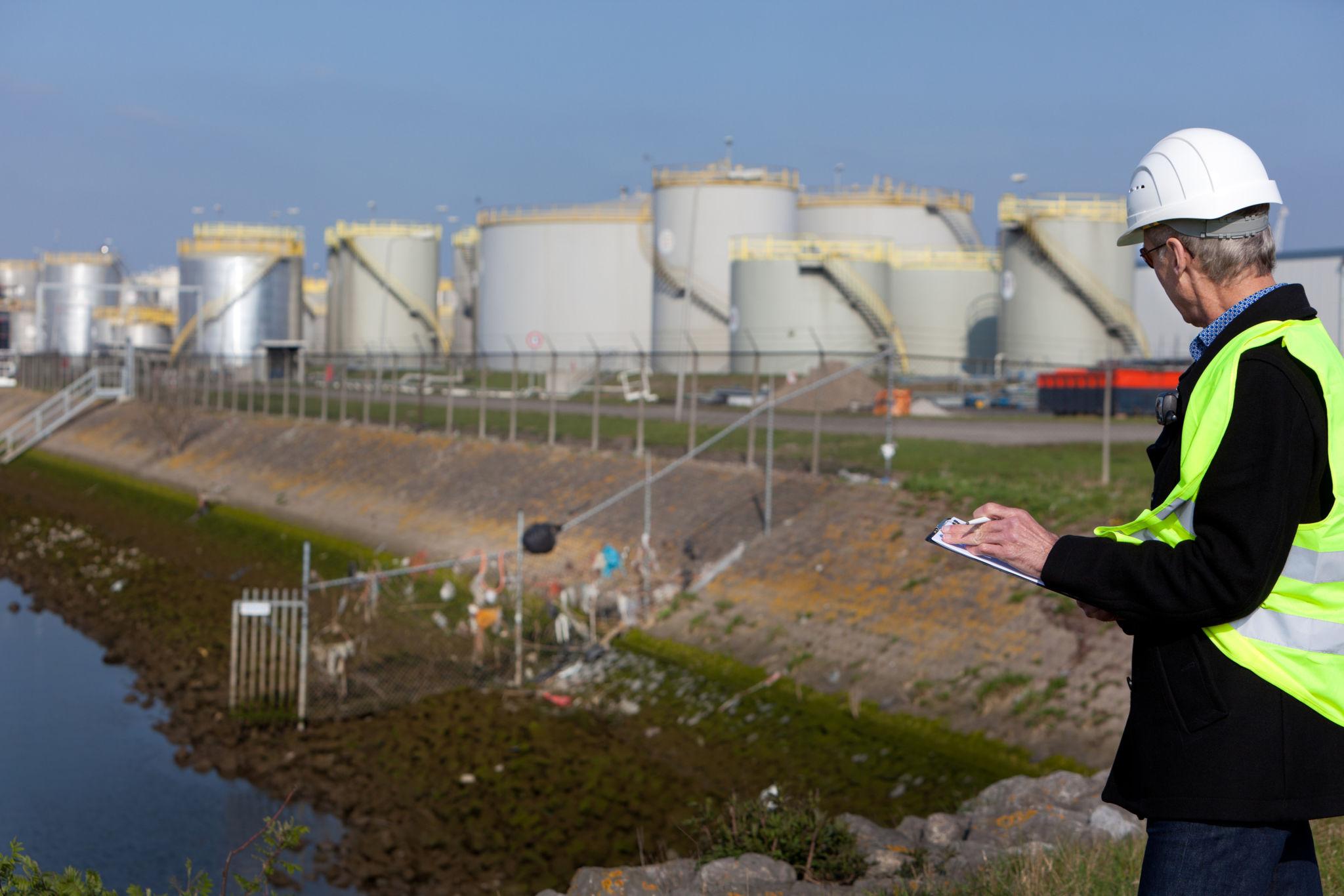 ISO 14001 2 Environmental management documentation and pre-qualification evidence